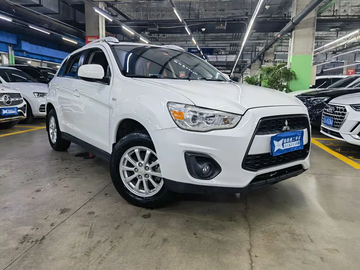 Mitsubishi ASX 2013 2.0L CVT 2WD Elite фото 3