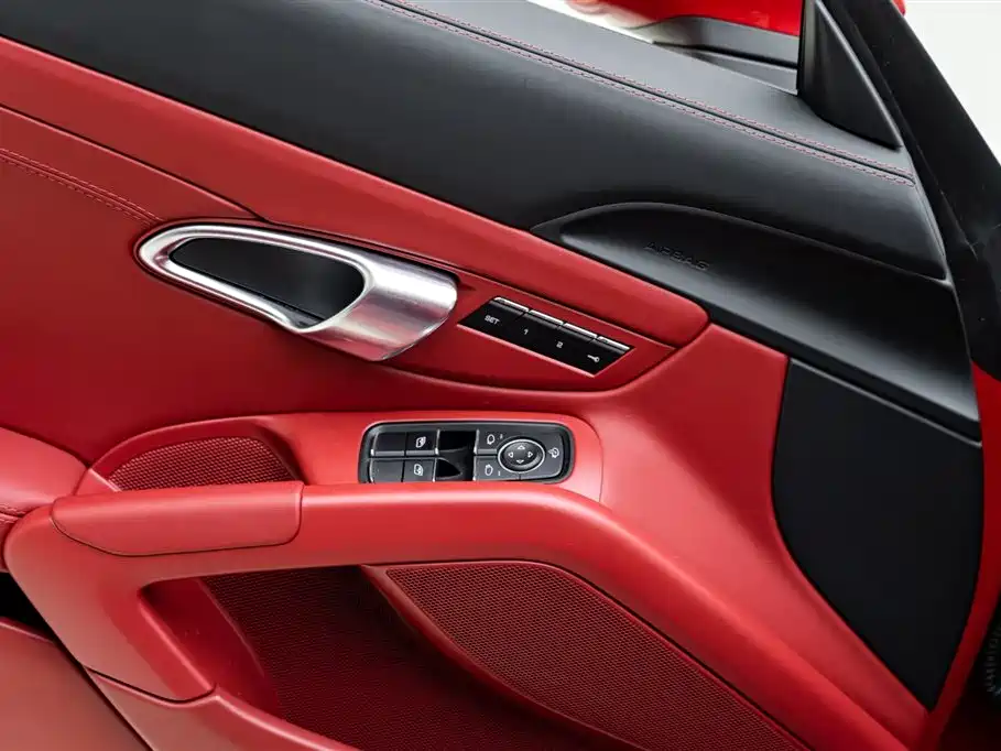 Porsche 718 2018 Boxster 2.0T фото 13