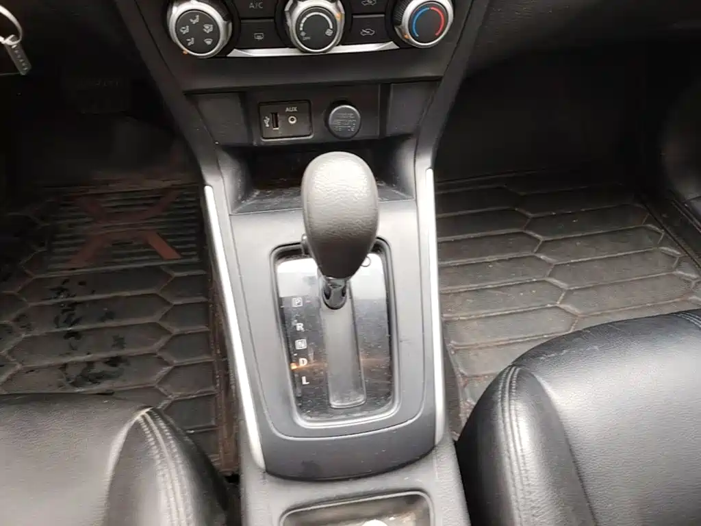 Nissan SYLPHY, миниатюра 10