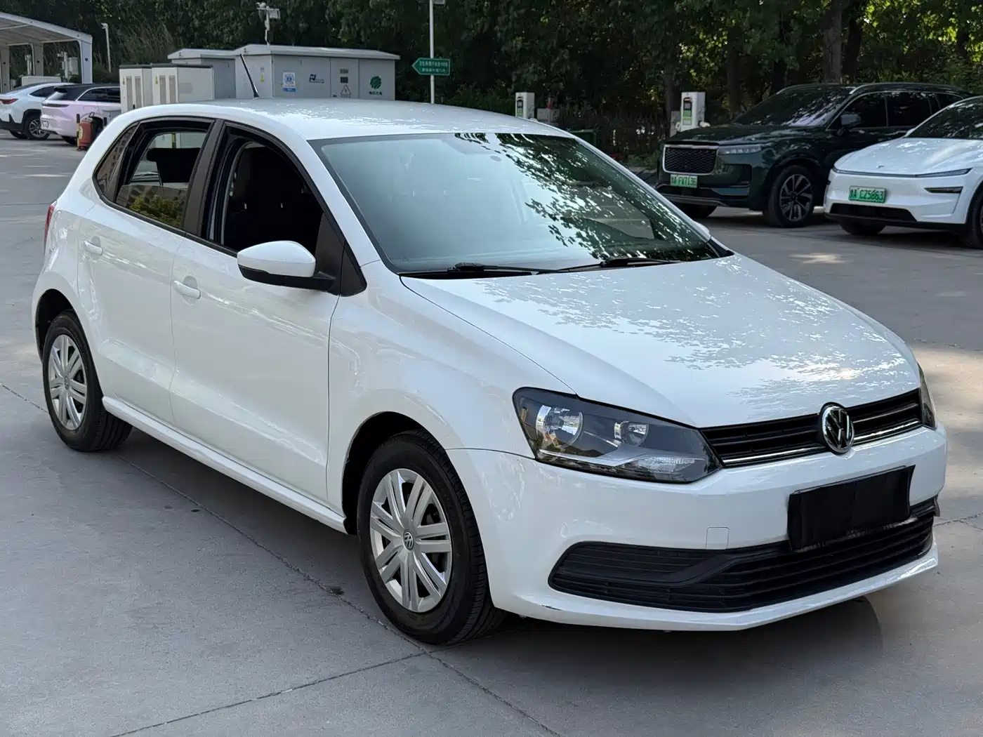 Volkswagen Polo 2018 1.5L Auto Safe Drive фото 3