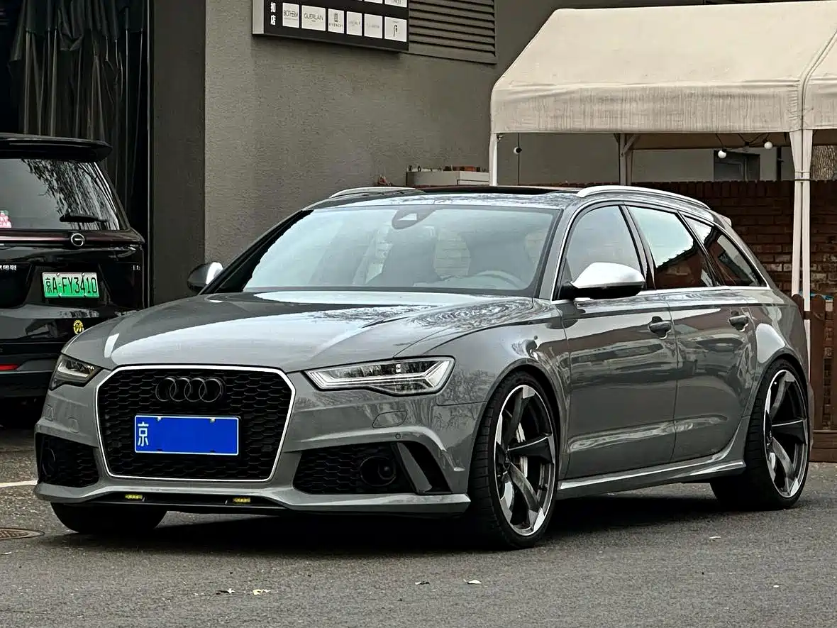 Audi RS 6 2016 RS 6 4.0T Avant