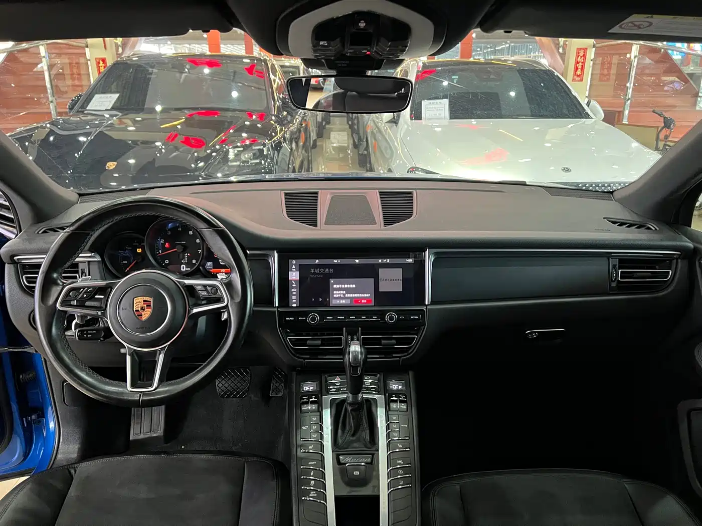 Porsche Macan 2018 Macan 2.0T фото 11