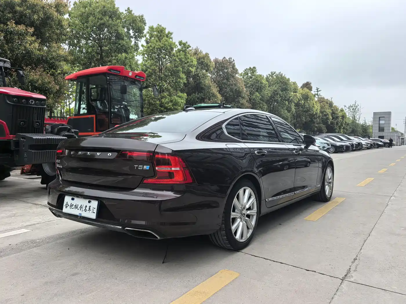 Фото 10 - Volvo S90