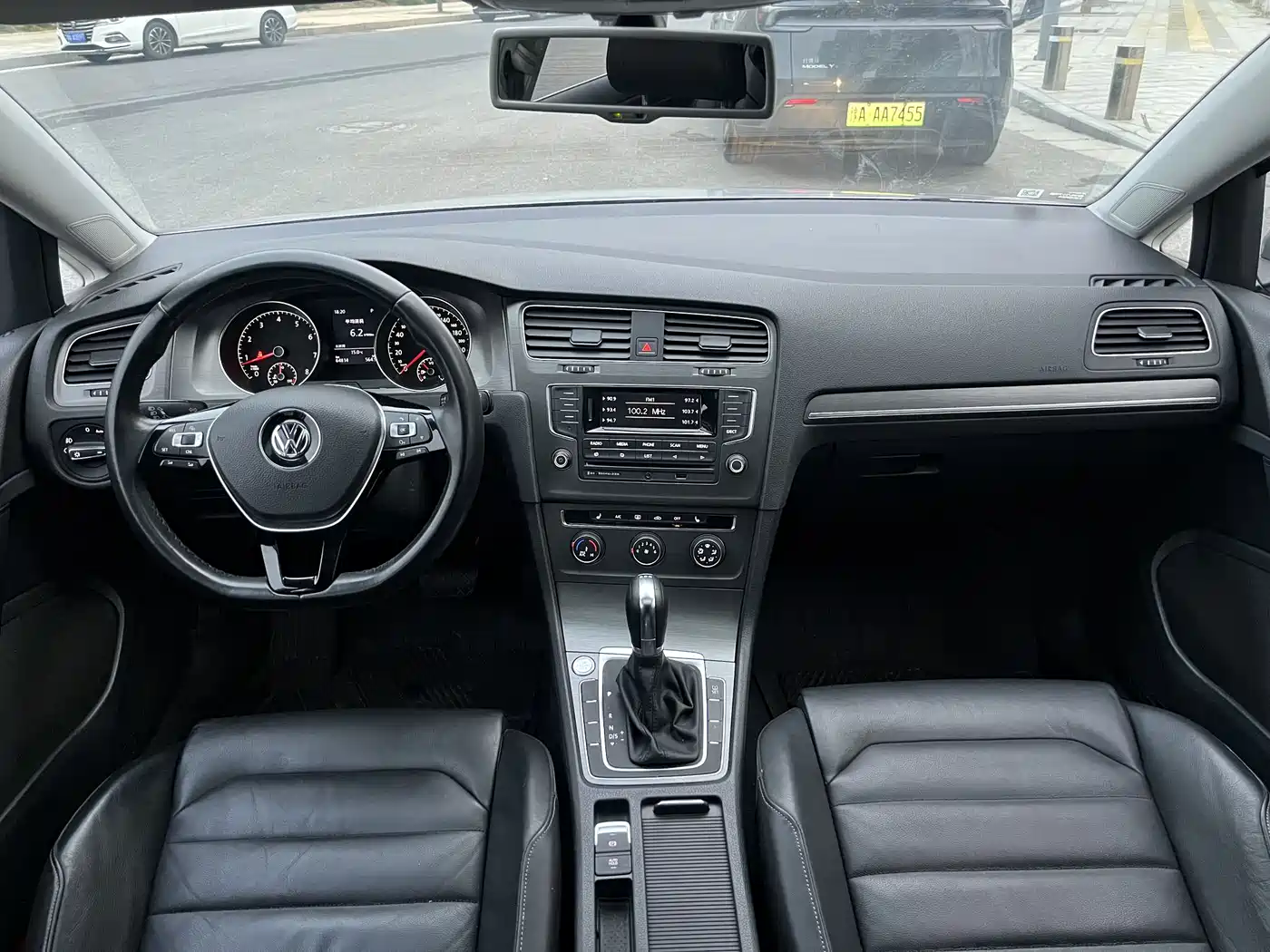 Фото 7 - Volkswagen Golf