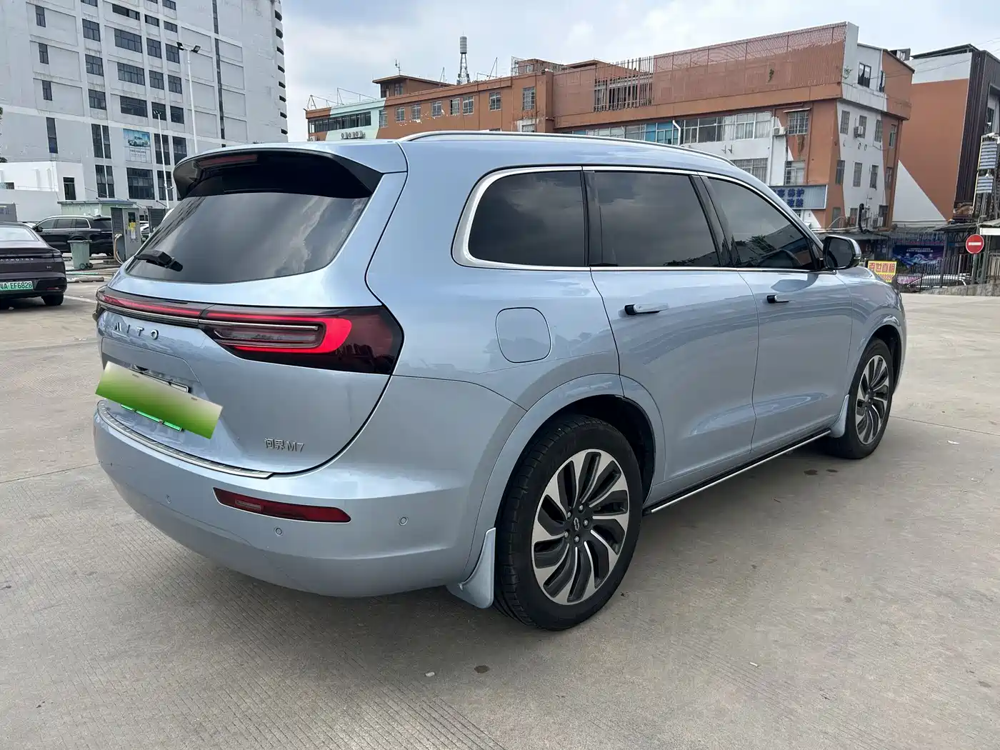AITO Wenjie AITO M7 2022 1.5T AWD Luxury Edition фото 6