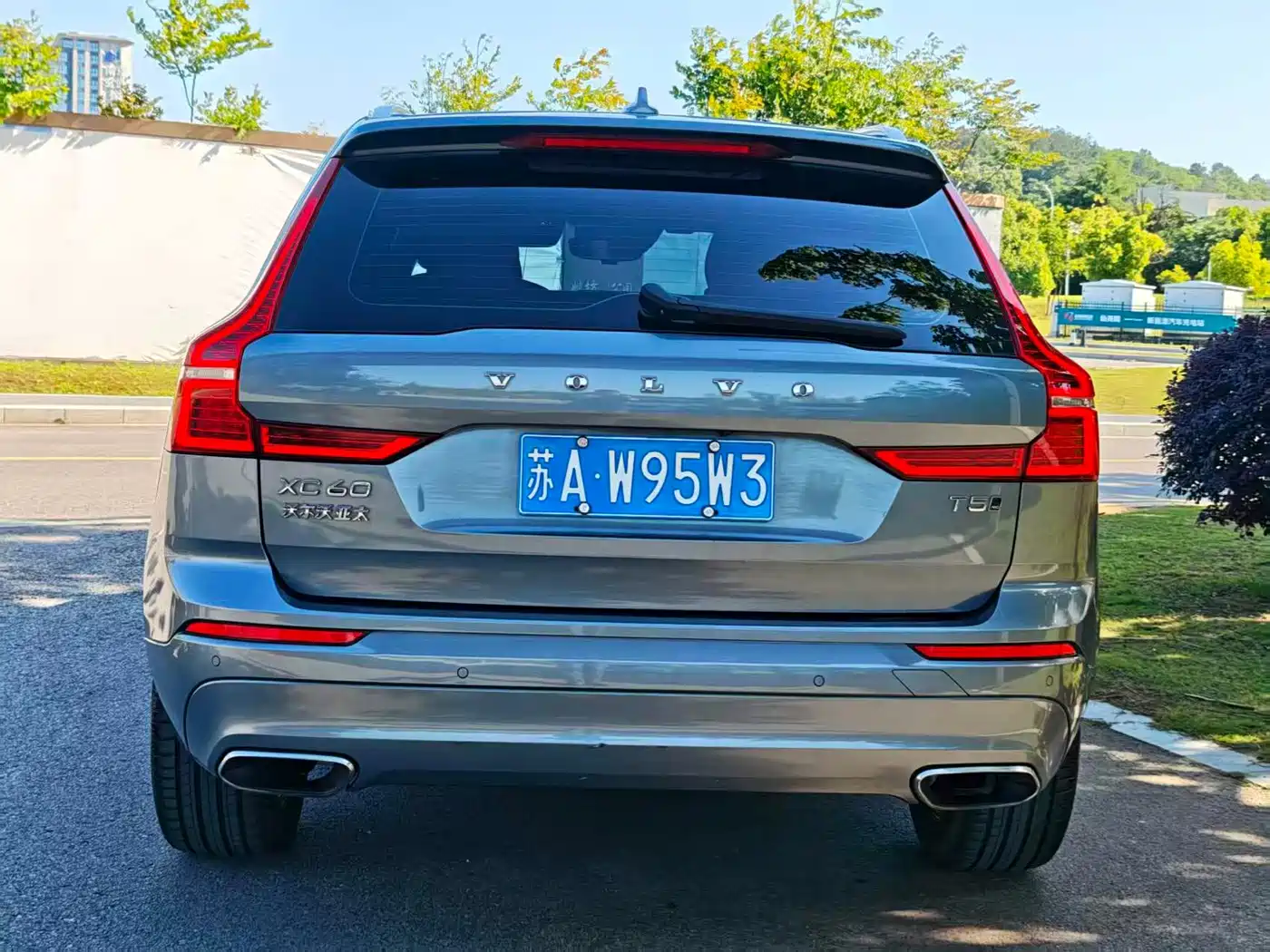 Фото 2 - Volvo XC60