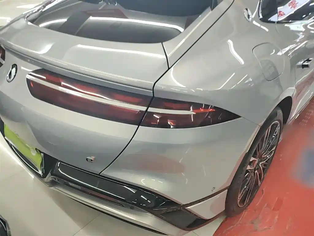 Denza Z9GT 2024 1100 AWD Ultra Edition фото 8