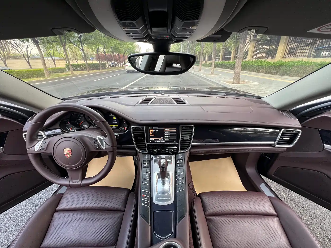 Porsche Panamera 2014 Panamera 3.0T фото 2
