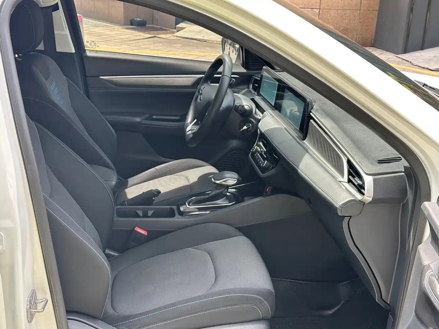 Ford Escort 2022 2021 1.5L Automatic Gold Edition