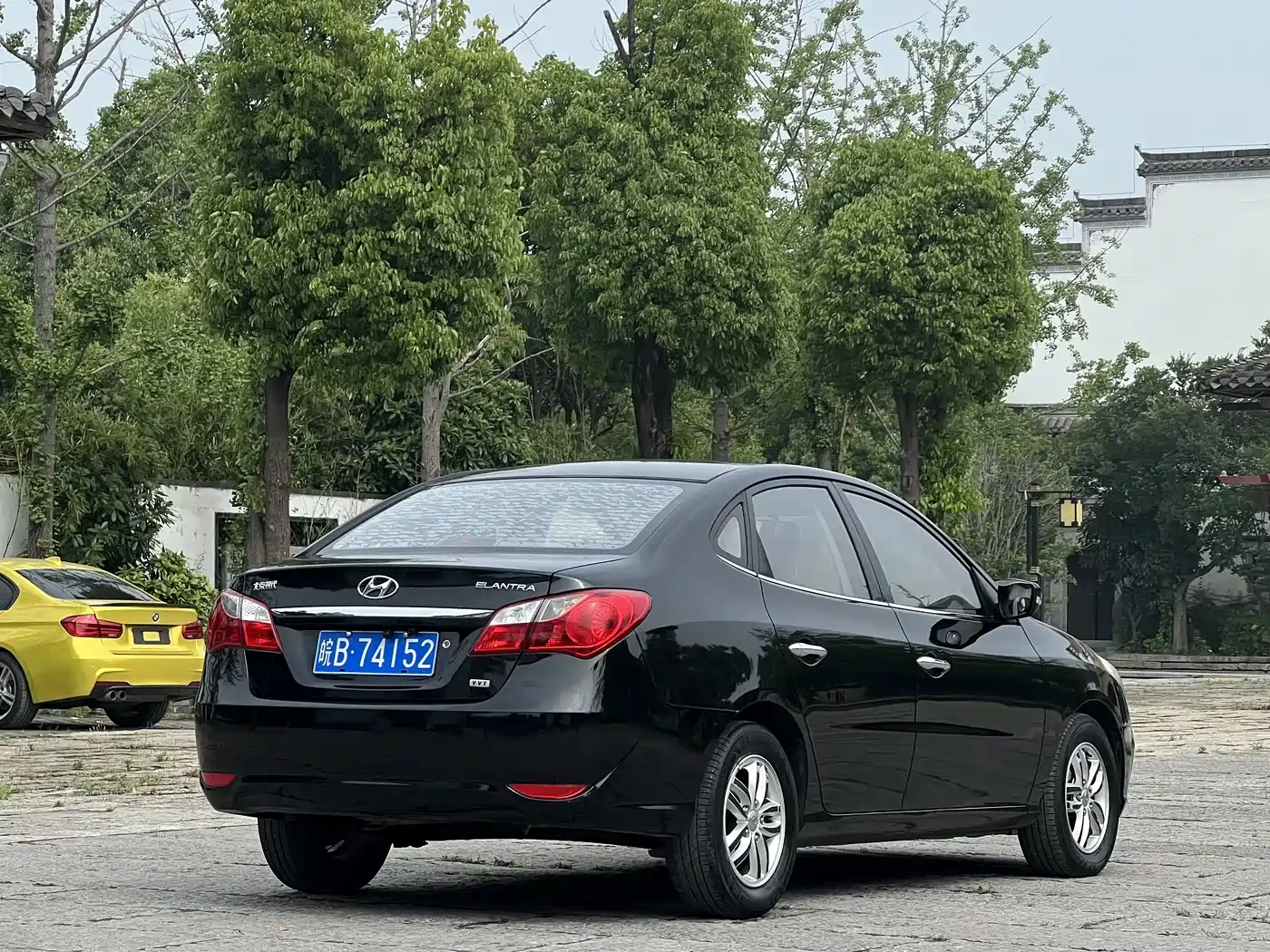 Hyundai Elantra 2011 1.6L Automatic Luxury фото 4