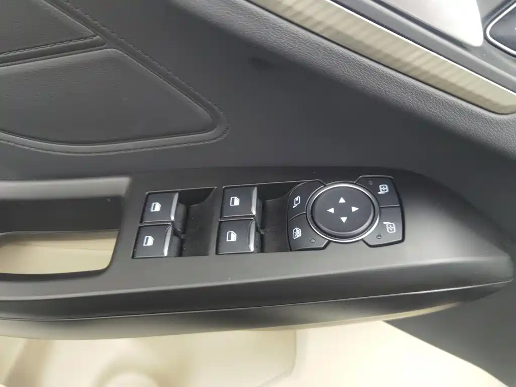 Ford Focus, миниатюра 9