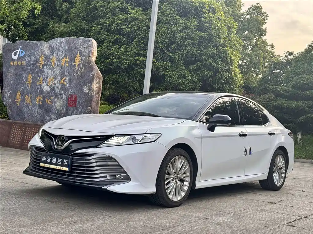 Toyota Camry 2019 2.5G Luxury Edition China VI