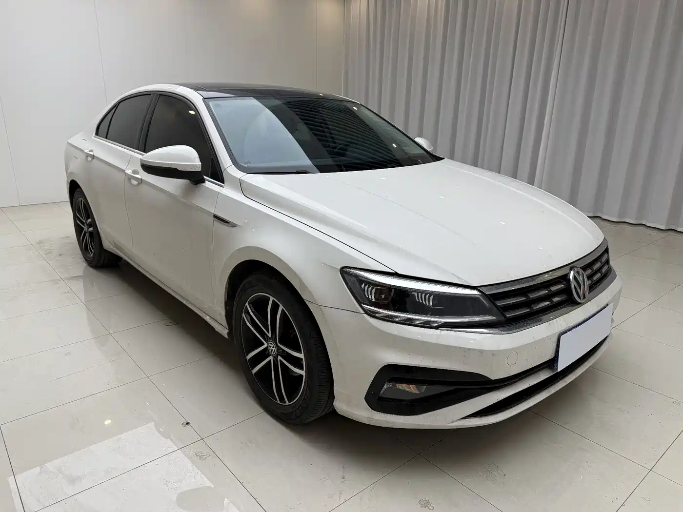 Volkswagen Lamando 2021 280TSI DSG Comfort Edition фото 3