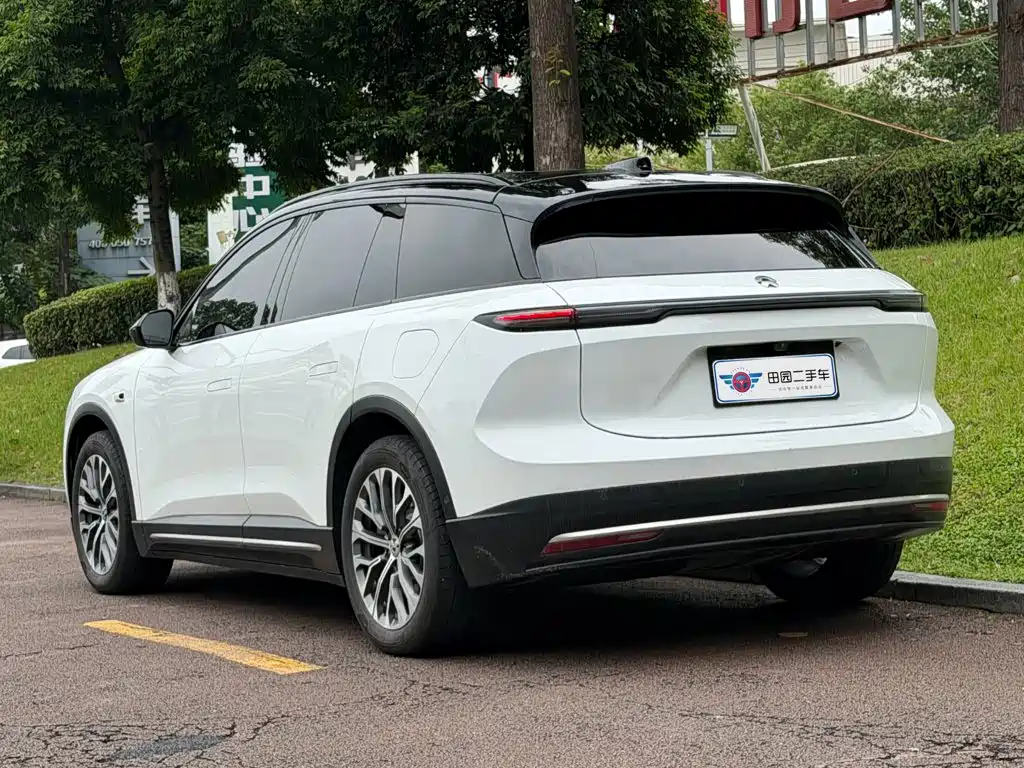 Фото 4 - NIO ES6