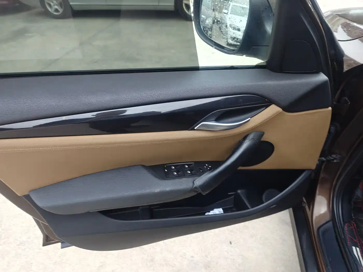 BMW X1 (Import) 2010 xDrive25i фото 40