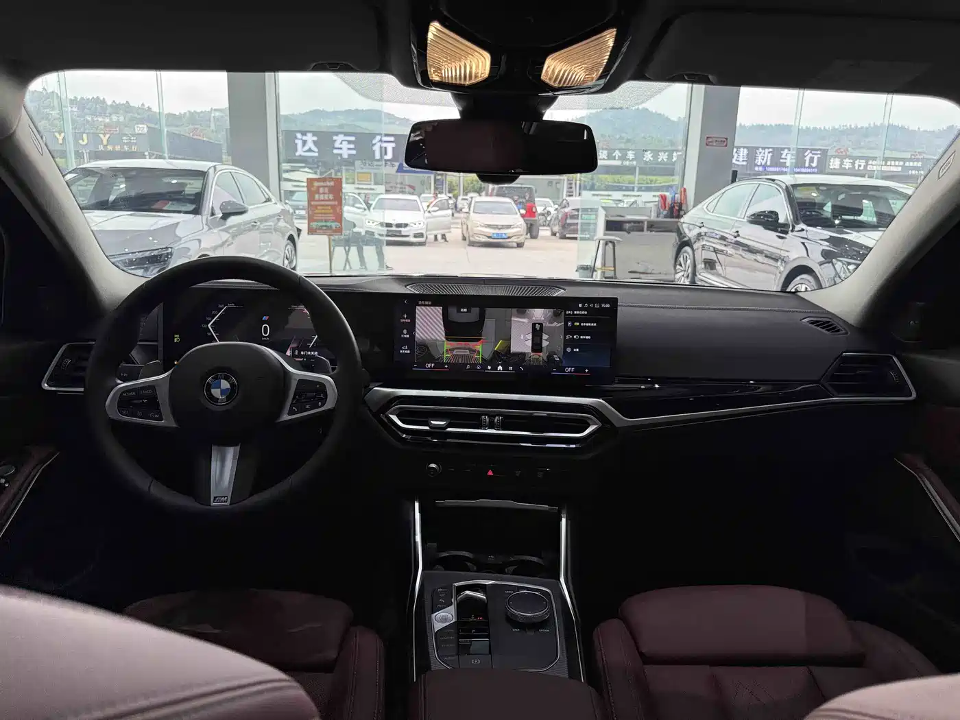 BMW 3 Series 2024 325Li M Sport Shadowline Package фото 9