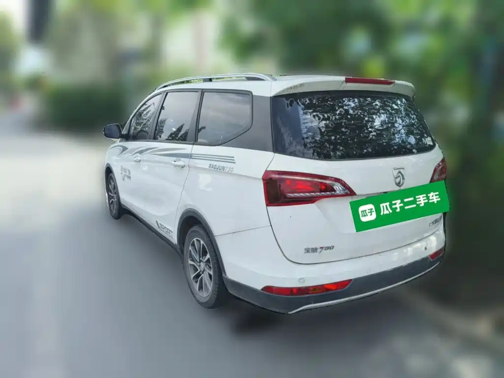 Baojun 730 2021 2021 1.5L Manual Fashion 7-Seater