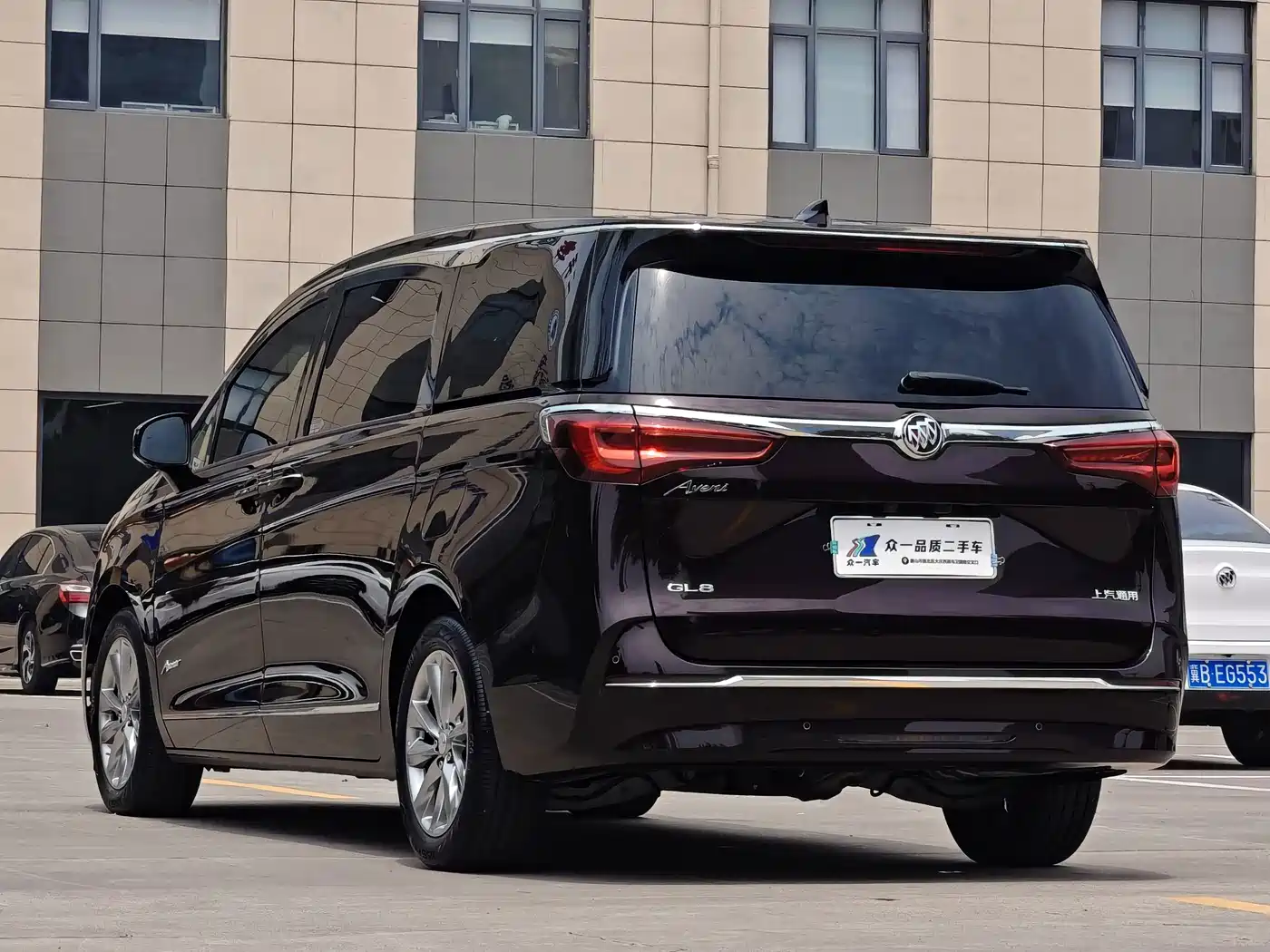 Фото 5 - Buick GL8