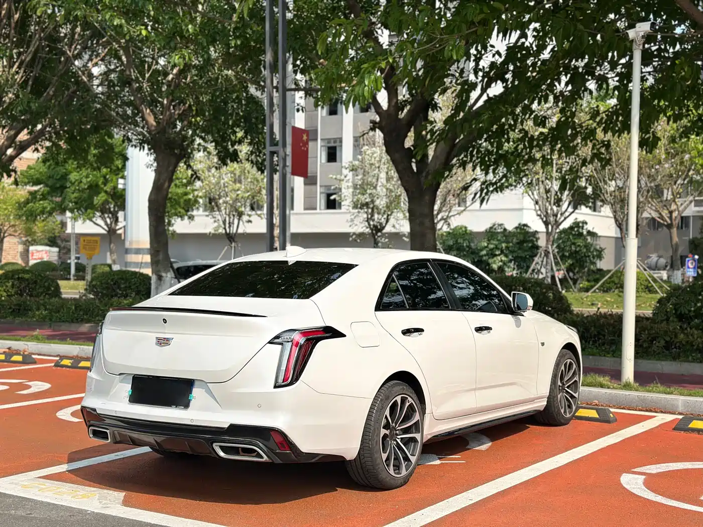 CADILLAC CT4