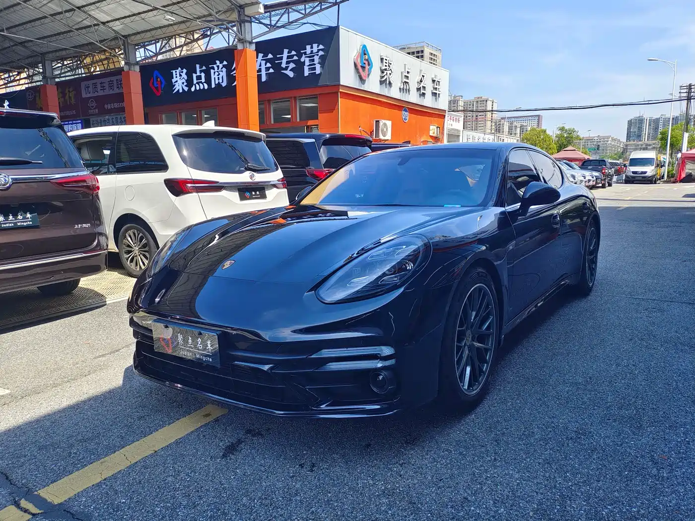 Porsche Panamera, 2017 год