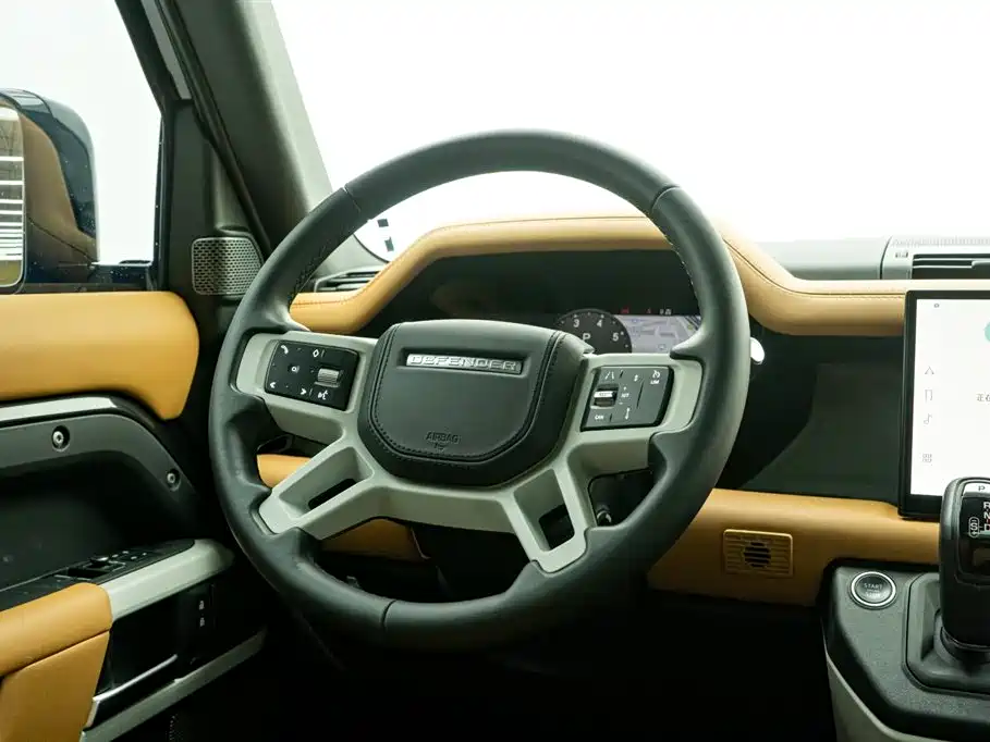 Land Rover Defender 2023 Model 90 2.0T P300 X-DYNAMIC HSE фото 20