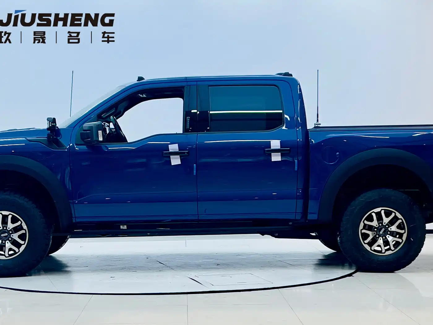 FORD F-150 RAPTOR