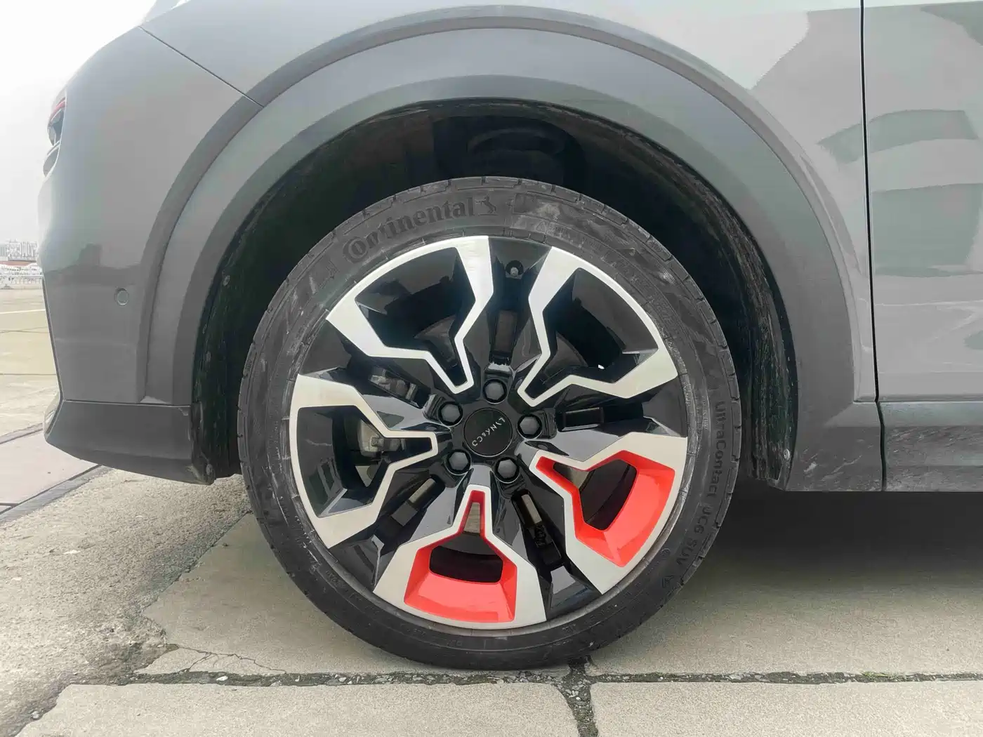 Lynk & Co 06 2020 1.5T Halo фото 18