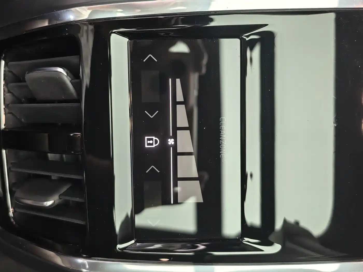 Volvo S90 2025 2025 B5 Zhiyuan Luxury Edition