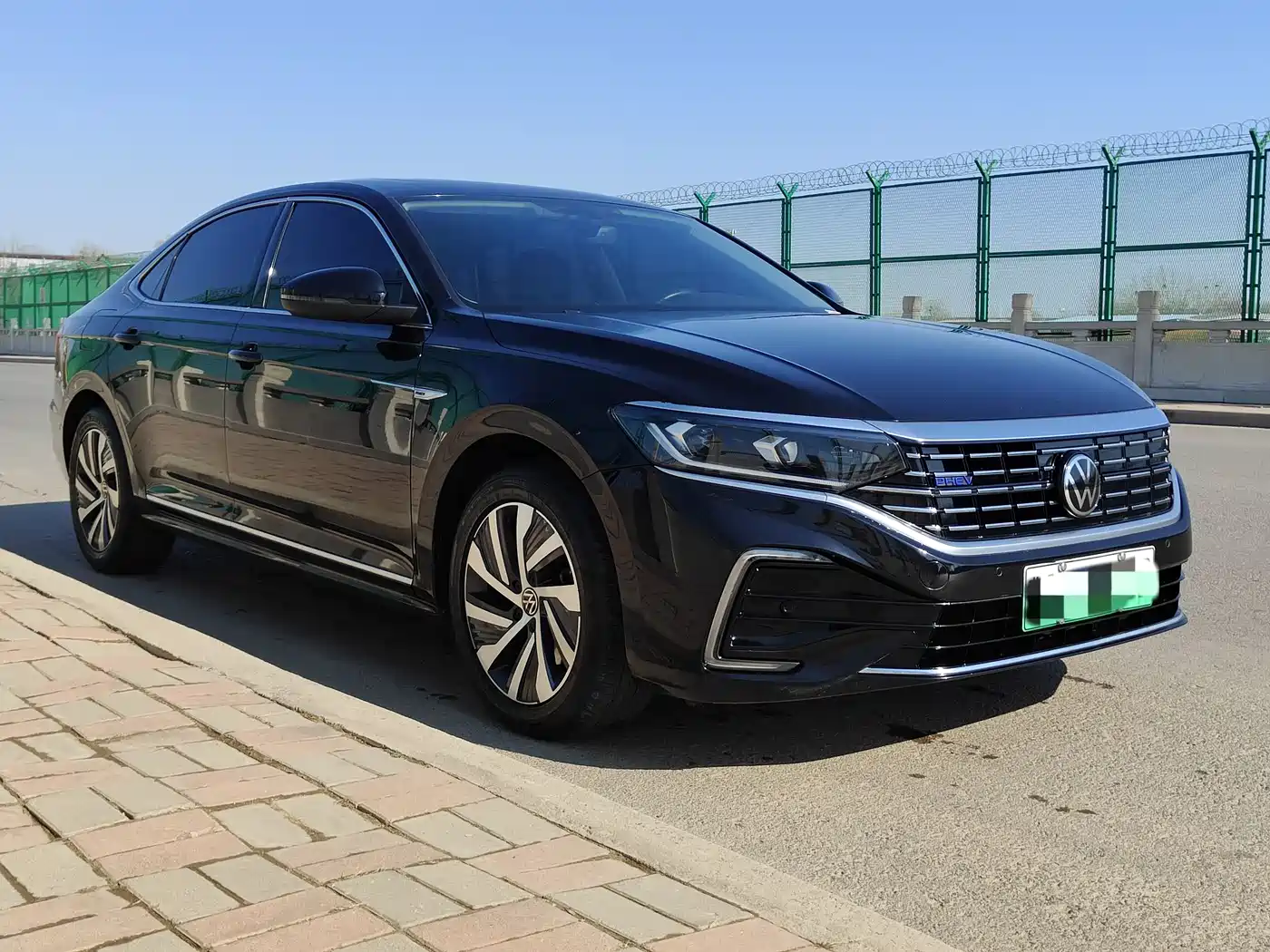 VOLKSWAGEN PASSAT NEW ENERGY