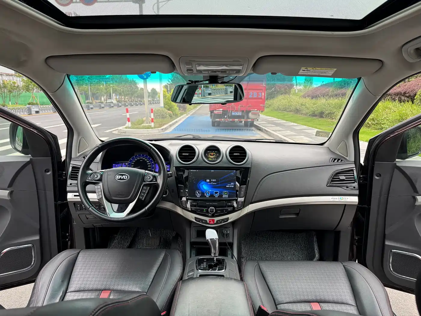 BYD S7 2015 2.0T Automatic Premium фото 7