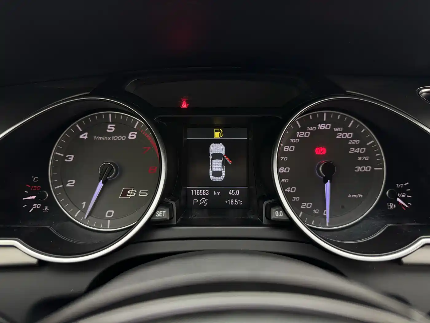 Audi A5 (Import) 2013 Coupe 40 TFSI Style Edition фото 19
