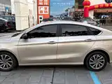 Фото 4 - Geely Binrui