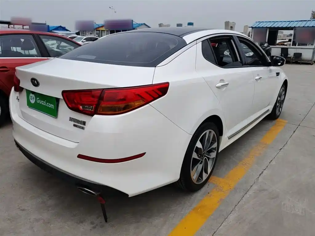 Kia K5 2015 2.0L Automatic LUX фото 7