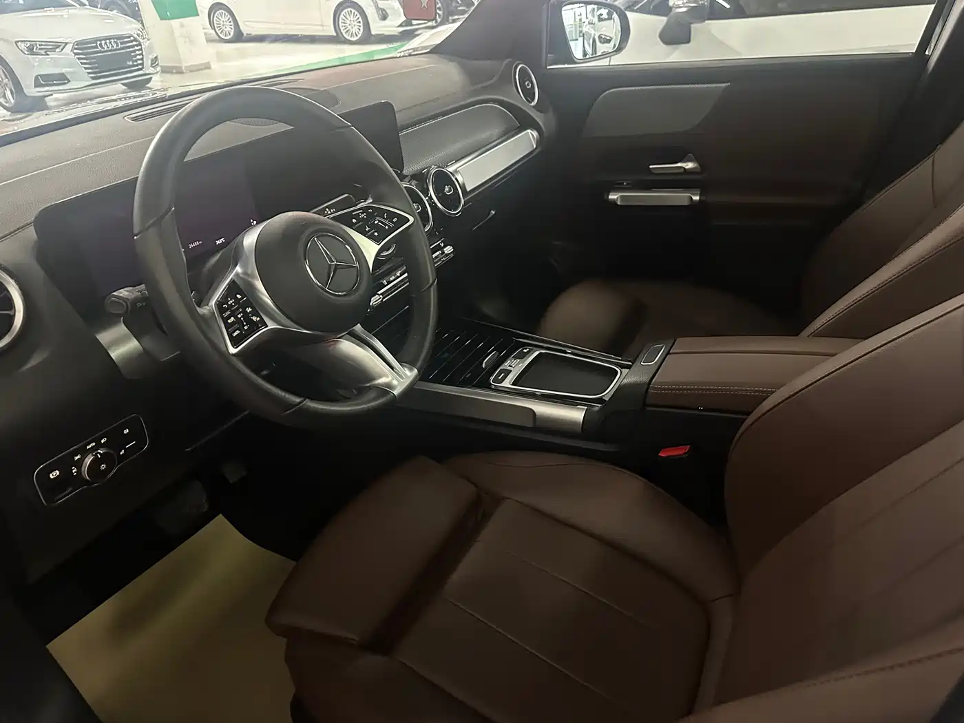 Mercedes-Benz GLB 2024 GLB 200 Dynamic фото 7