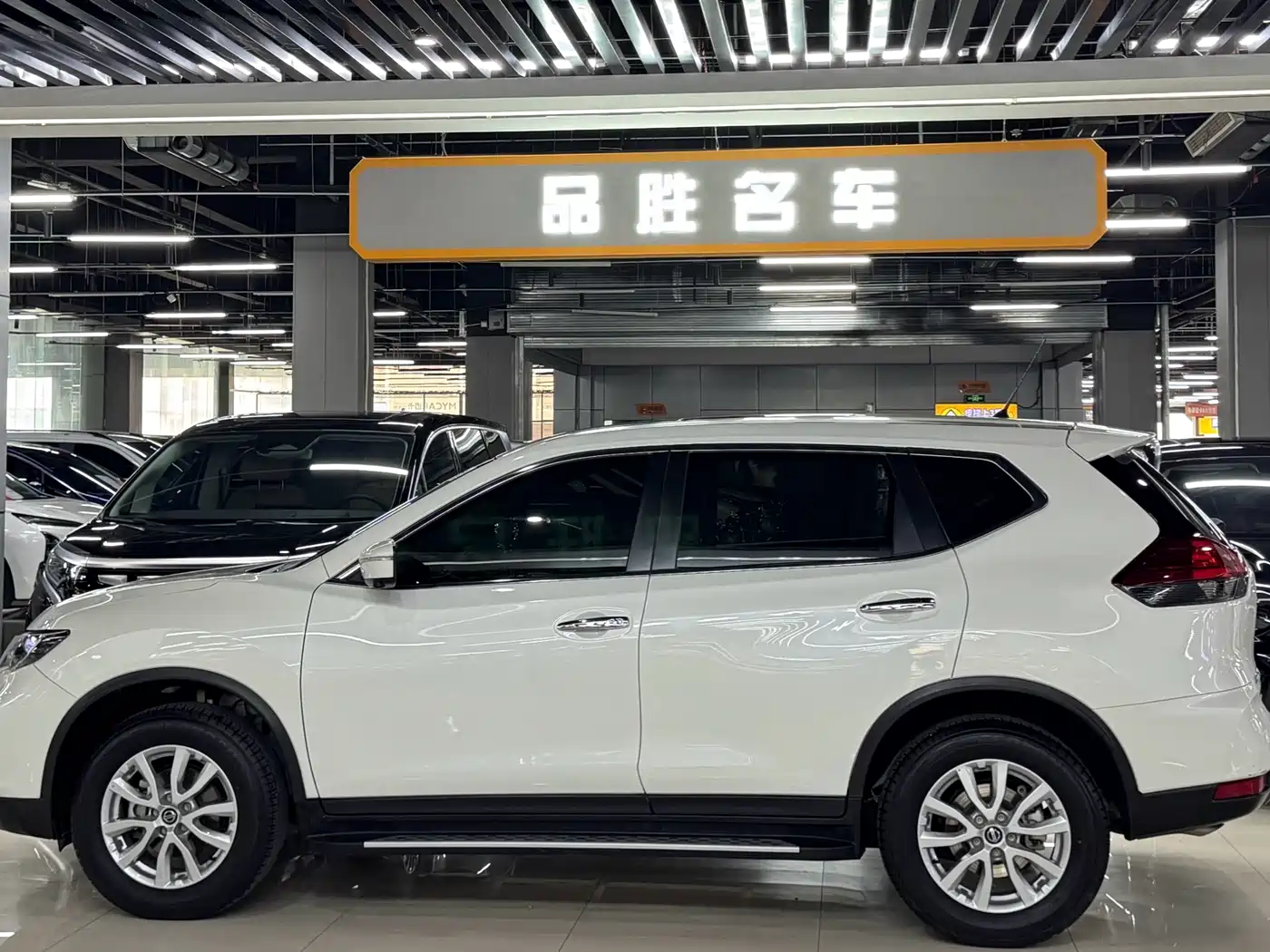 NISSAN QIJUN