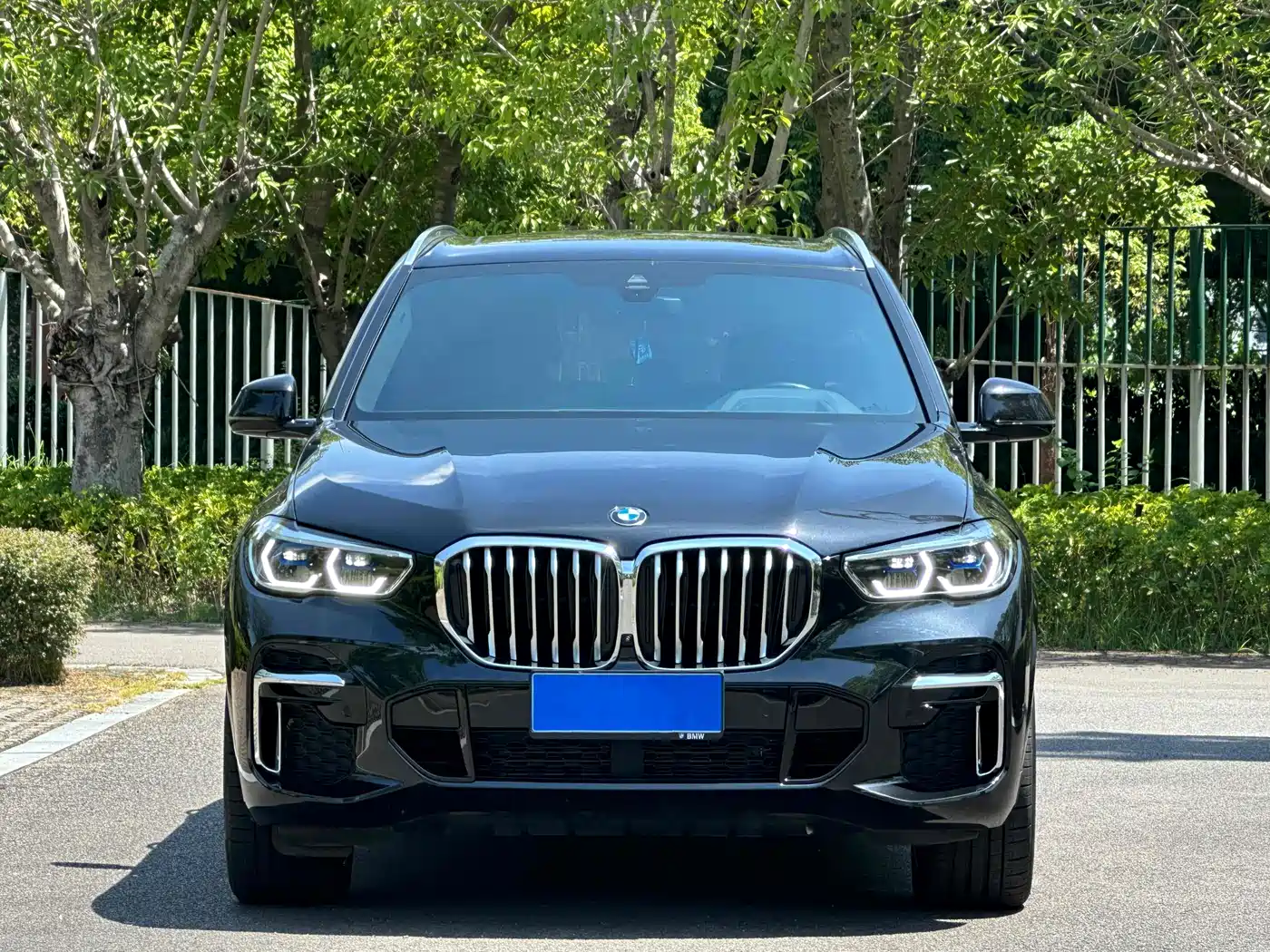 Photo 2 - BMW X5
