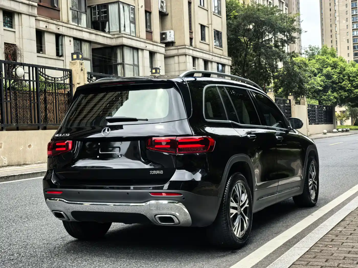 Mercedes-Benz GLB 2026 2025 GLB 220 Dynamic