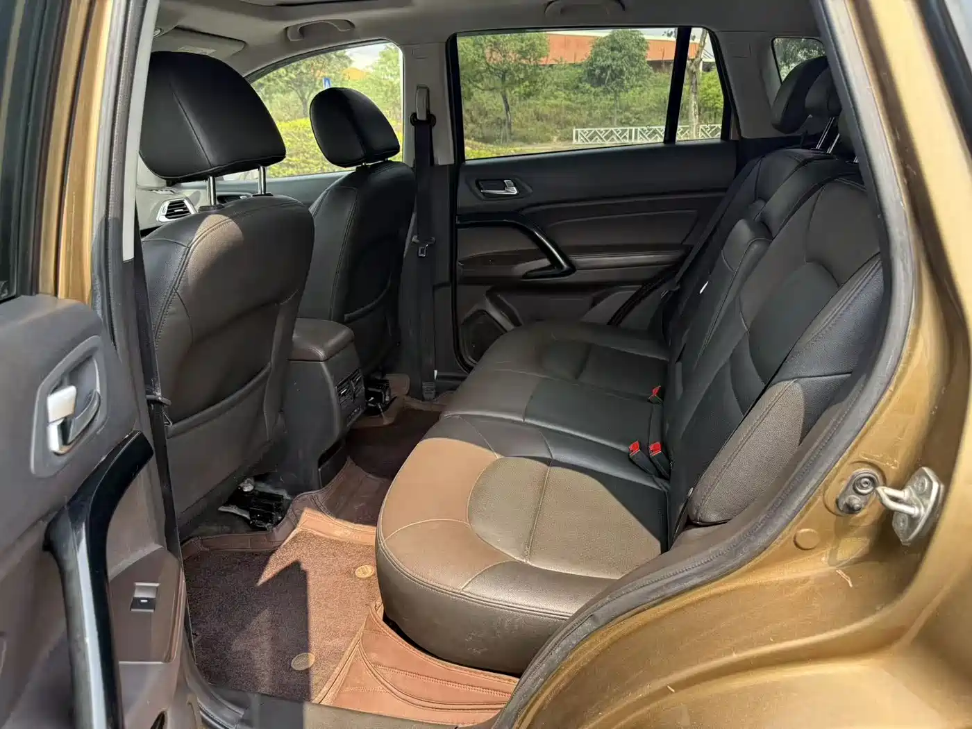 GAC Trumpchi Trumpchi GS4 2017 235T Manual 2WD Luxury фото 8
