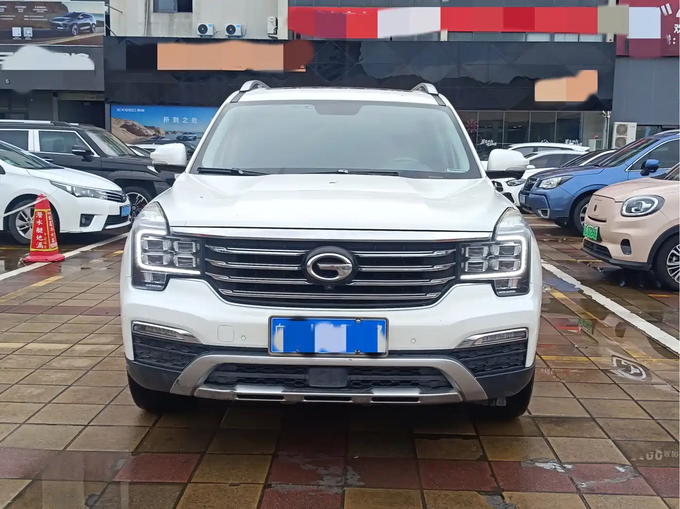 GAC Trumpchi Trumpchi GS8 2017 320T 2WD Luxury Smart Connect (7-seater) фото 2