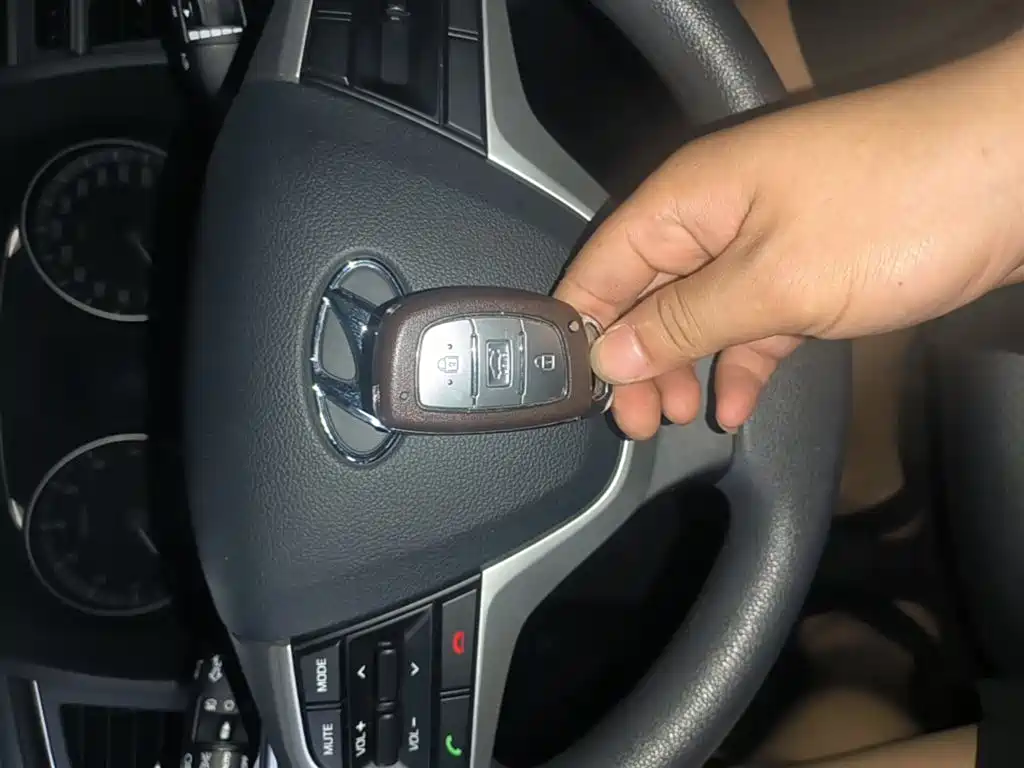Hyundai Elantra 2018 1.6L Automatic 15th Anniversary Special Edition фото 9