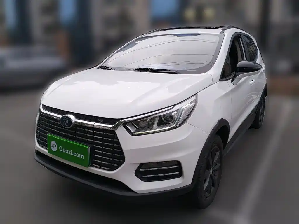 BYD Yuan New Energy 2018 EV360 Smart Connected Cool Type