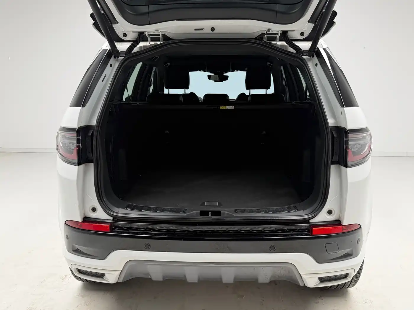 Land Rover Discovery Sport 2020 249PS R-Dynamic Performance фото 10