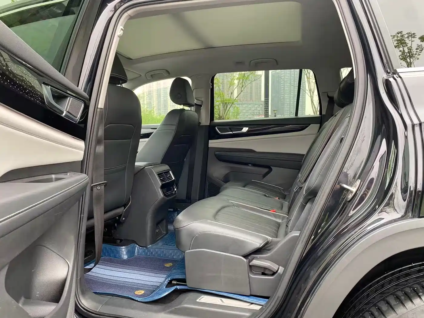 Volkswagen Teramont 2023 380TSI AWD Premium Luxury Edition фото 5