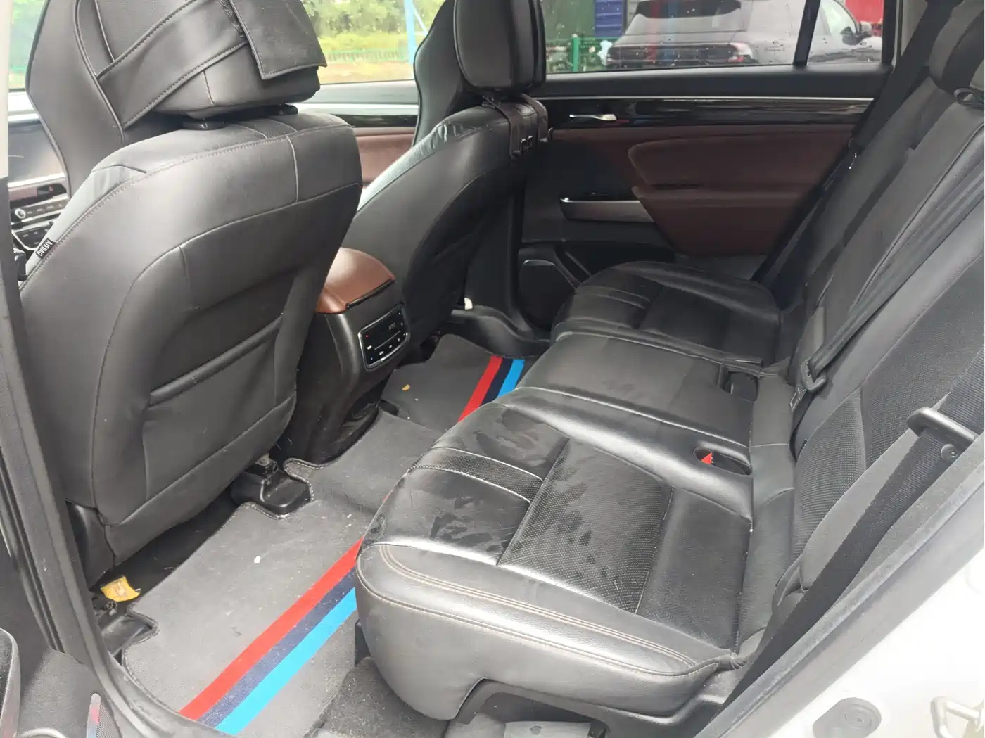 GAC Trumpchi Trumpchi GS8 2017 320T 2WD Luxury Smart Connect (7-seater) фото 6