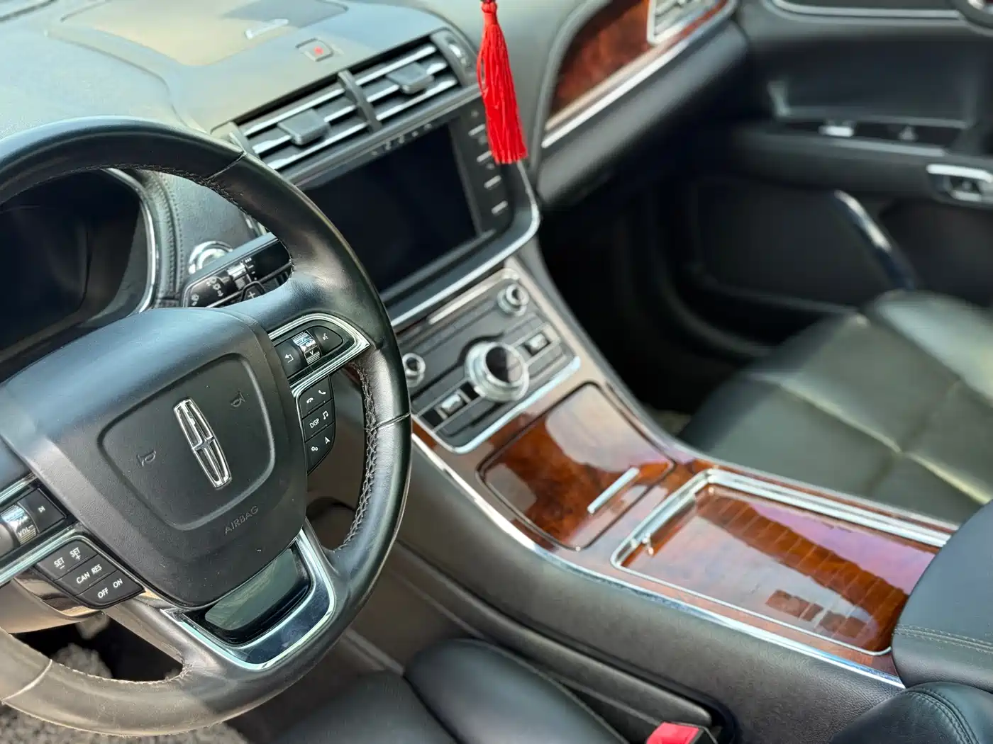 Lincoln Continental 2019 2019 2.0T 2WD Zunxiang Edition China V