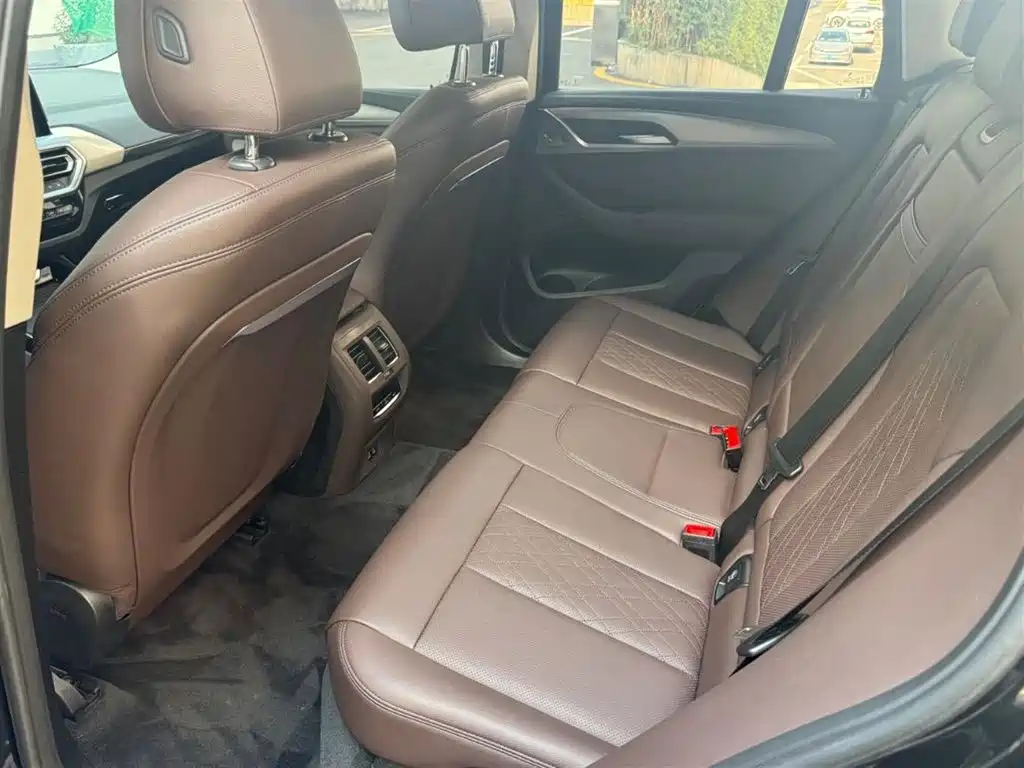 BMW iX3 2024 2023 Pioneer Type