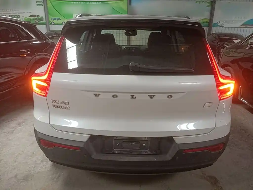 Volvo XC40 New Energy 2021 2021 P8 EV AWD Elegant Sport