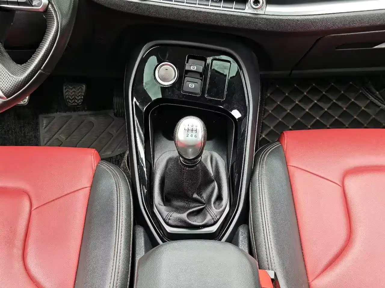 Haval H2s 2018 2018 Red Label 1.5T Manual Elite