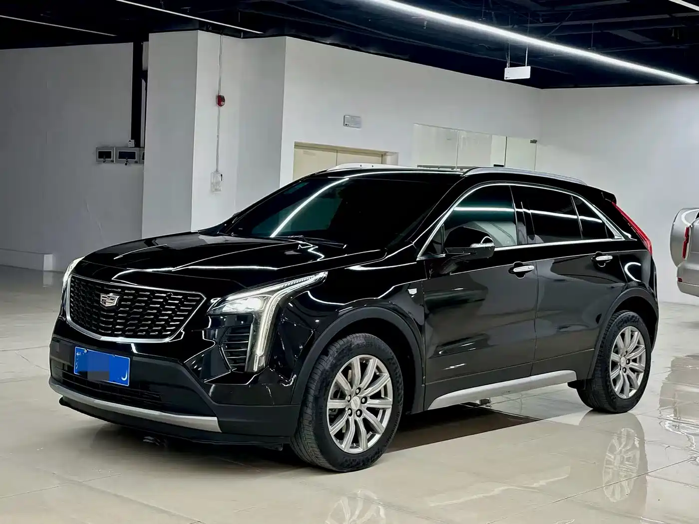 Cadillac XT4 2020 28T FWD Leading Trim