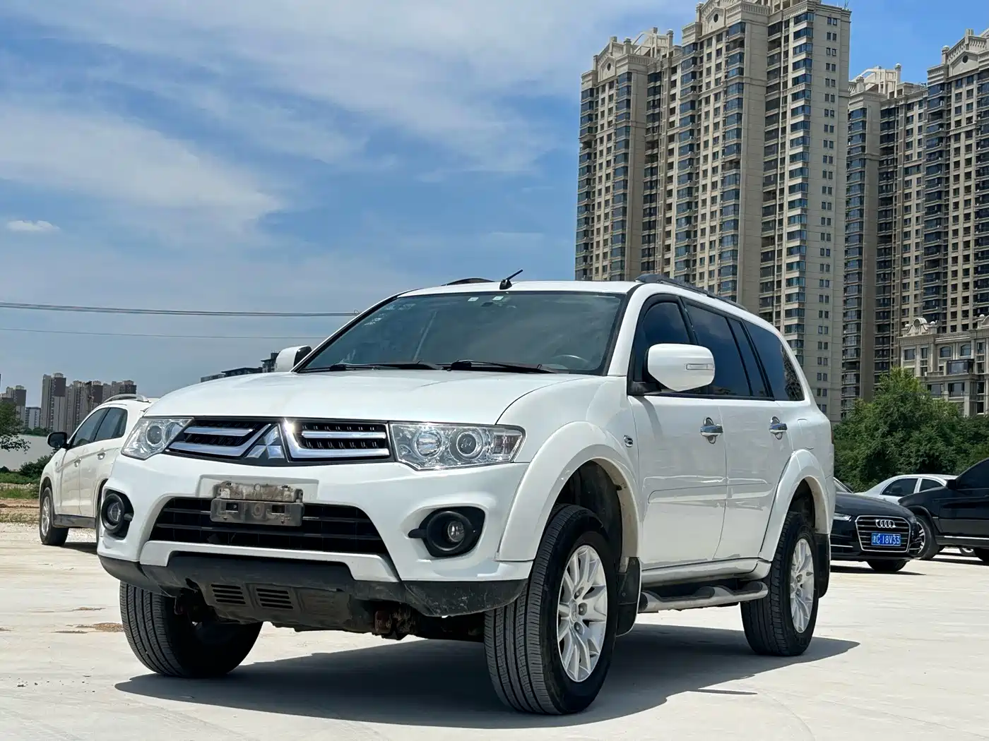 2017 Mitsubishi Pajero Sport